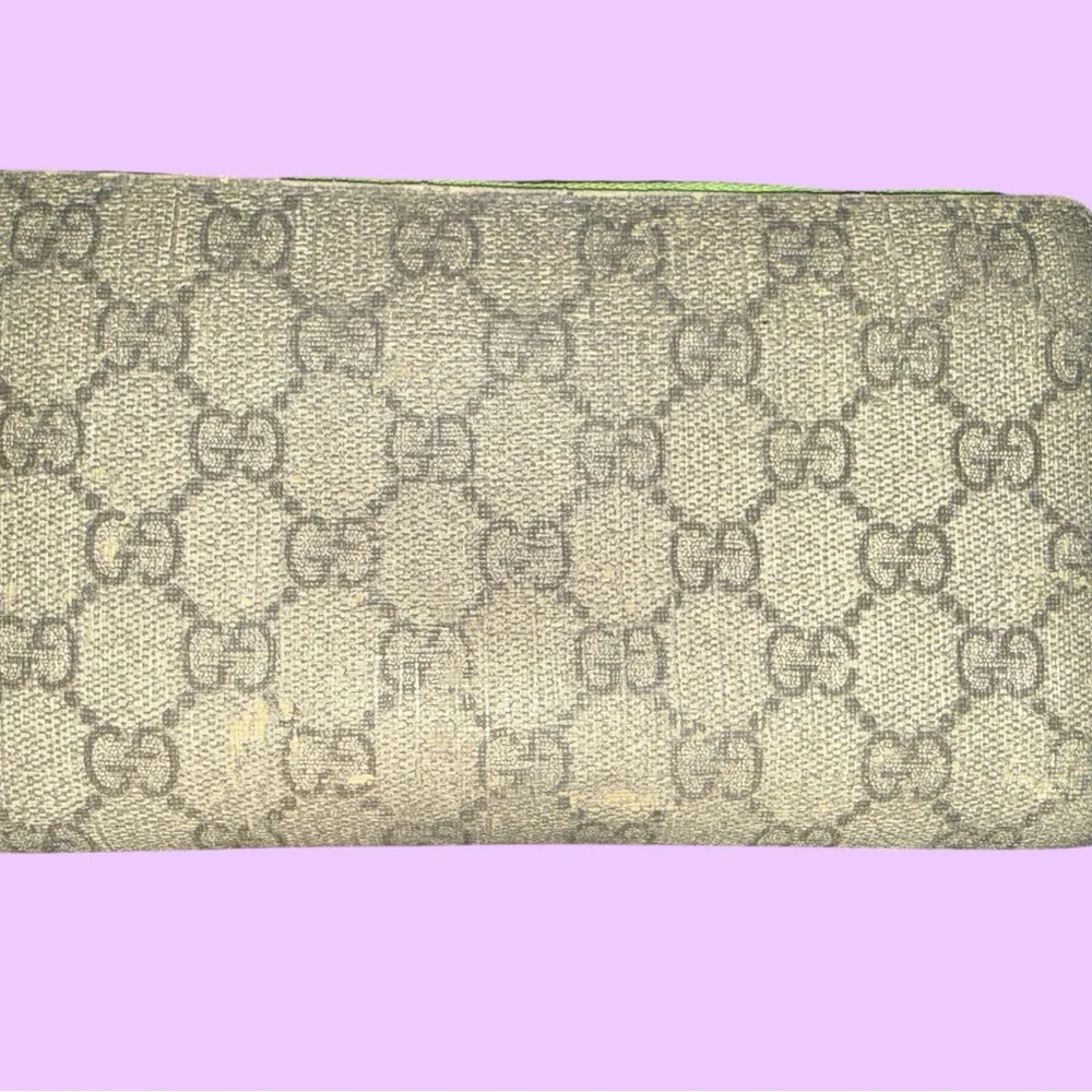 Neon Gucci wallet gg supreme heart - Picture 6 of 7
